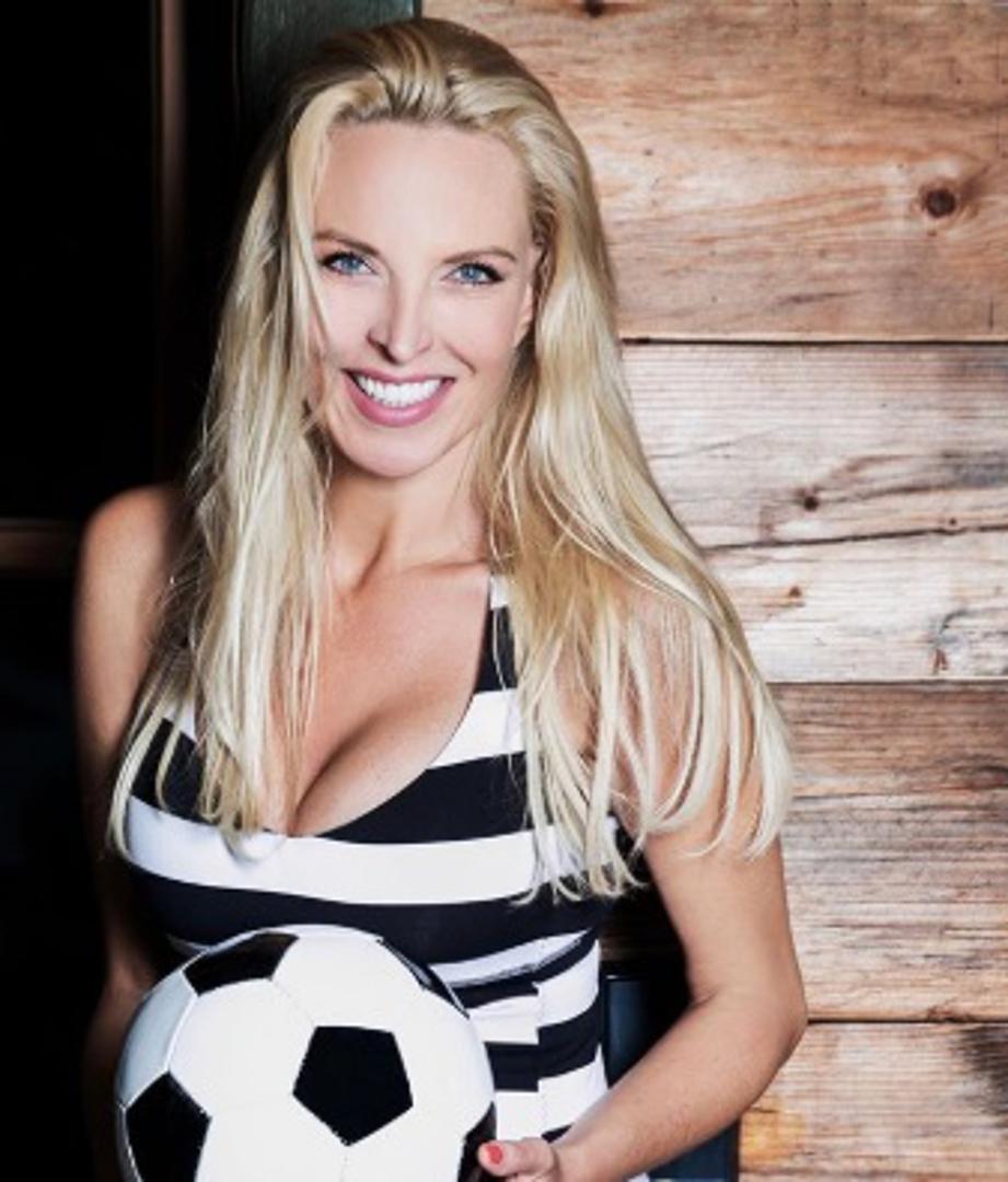 Još dvojim kamo staviti tetovažu, na zapešće ili gležanj - rekla je Diana Langes-Swarovski