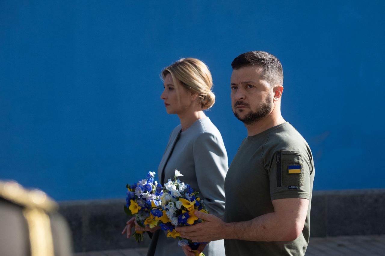 President and First Lady Commemorate Fallen Defenders of Ukraine
