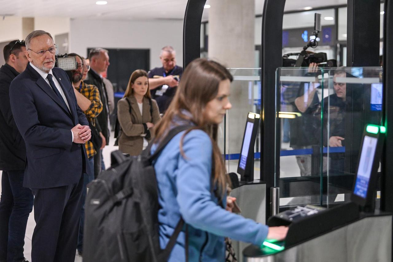 Zagreb: Započela je puna primjena Entry/Exit sustava (EES) u Zračnoj luci "dr. Franjo Tuđman"