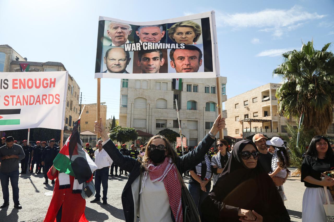 Jordanians protest in solidarity with Palestinians, in Amman