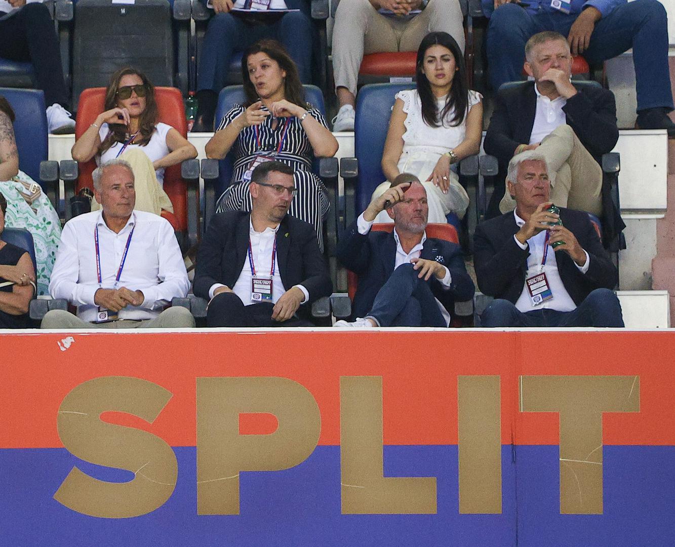 Podsjetimo, Sjedinjene Američke Države 4. srpnja obilježile su 250. obljetnicu svoje neovisnosti, a svečanost organizirana u Splitu bila je jedna od središnjih proslava tog velikog jubileja u Hrvatskoj. U nastavku pogledajte nekoliko fotografija iz toga dana.