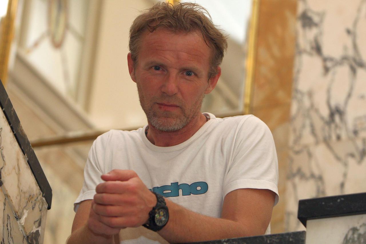 Jo Nesbo