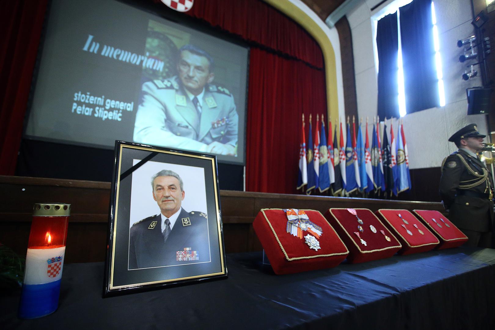 Komemoracija za generala Petra Stipetića održana je u Domu Hrvatske vojske 'Zvonimir'. 