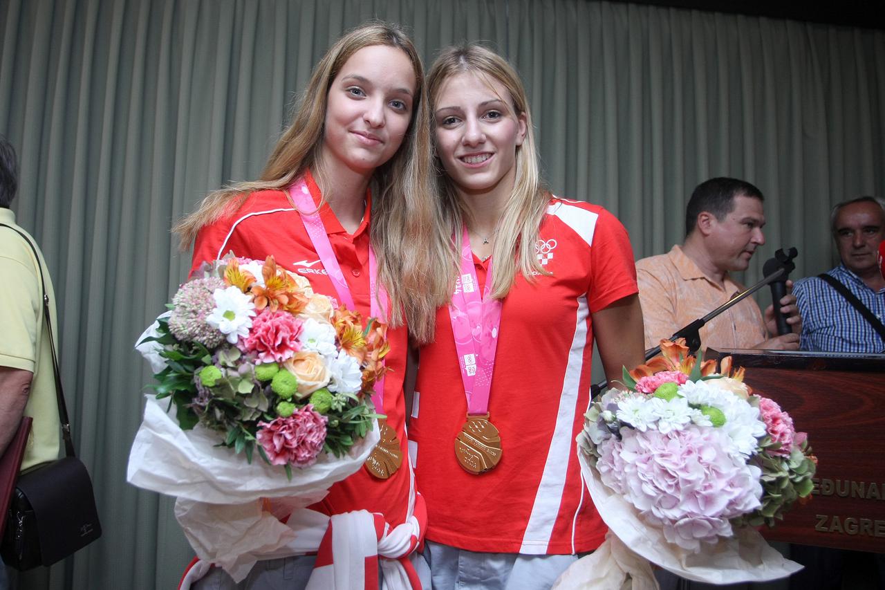 31.08.2014., Zracna Luka Zagreb, Zagreb -  Docek Hrvatske olimpijske delegacije mladih koja se vratila s 2. Olimpijskih igara mladih odrzanih u Nandzingu. Ivana Babic, Brigita Matic.  Photo: Luka Stanzl/PIXSELL