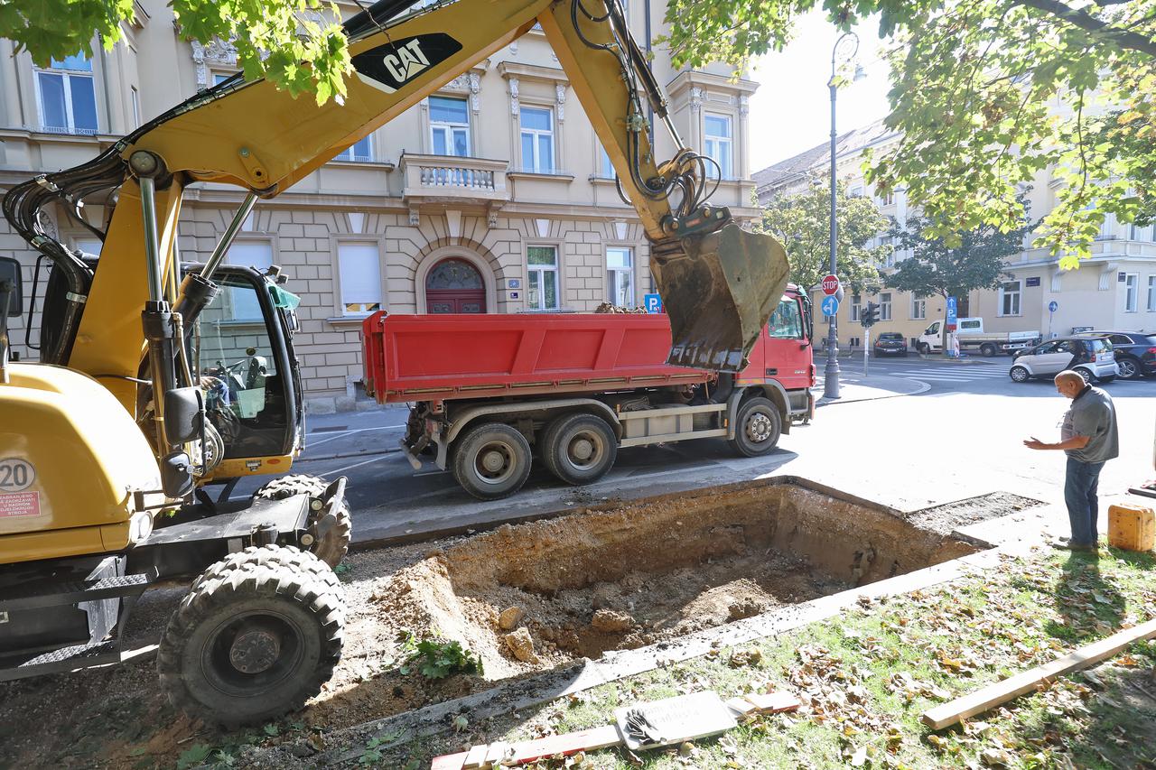 Zagreb: Tomašević i suradnici predstavili nove podzemne spremnike za otpad 