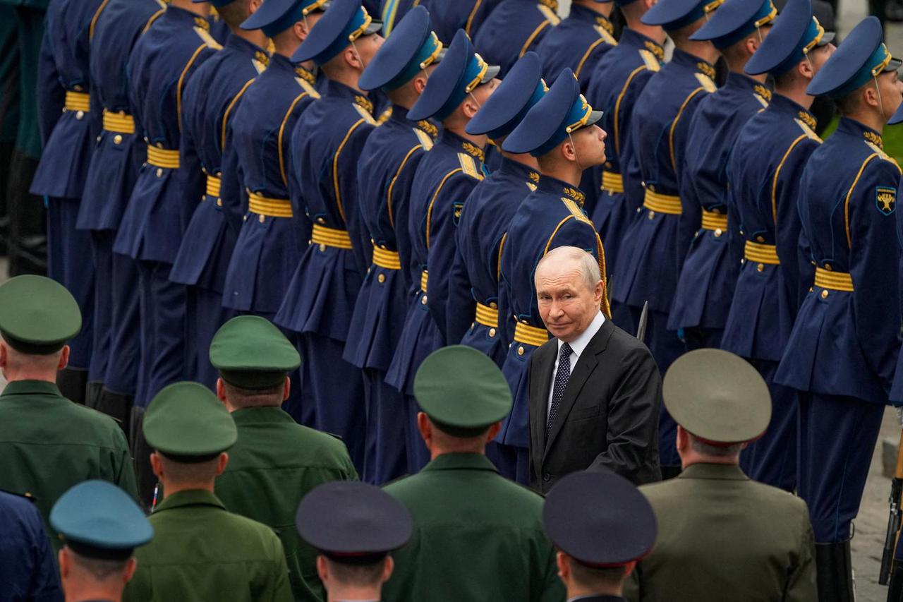 Russian President Putin attends a wreath-laying ceremony in Moscow