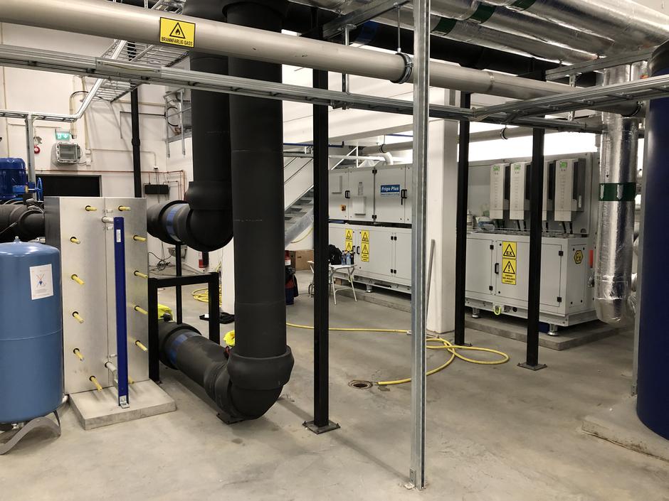 Dizalica topline morska voda - voda koja se nalazi u Norveškoj, a proizvela ju je hrvatska tvrtka