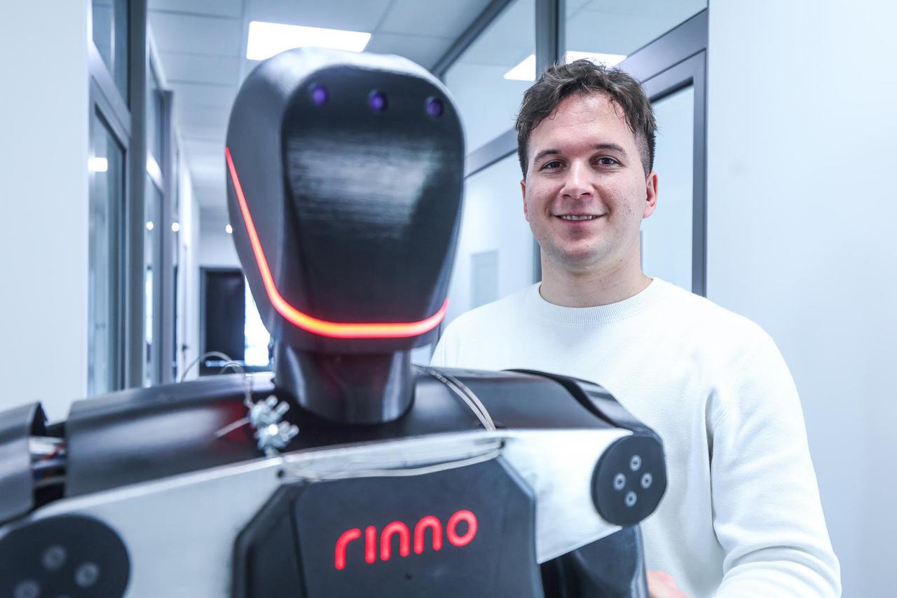 Zagreb: Inovator Mario Ljubičić i njegov robot RINNO
