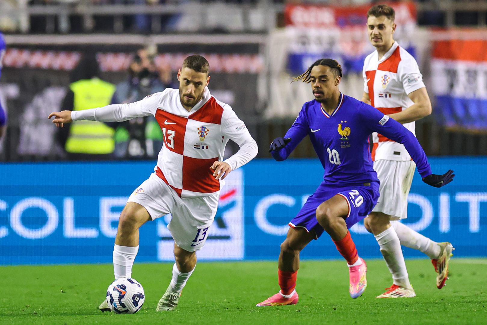 S  obzirom na to da je turizam vrlo popularna djelatnost u Hrvatskoj, posla bi bilo za Nikolu Vlašića koji se prve dvije godine obrazovao u Turističko-ugostiteljskoj školi u Splitu, a poslije je nastavio školovanje po sistemu obrazovanja odraslih.