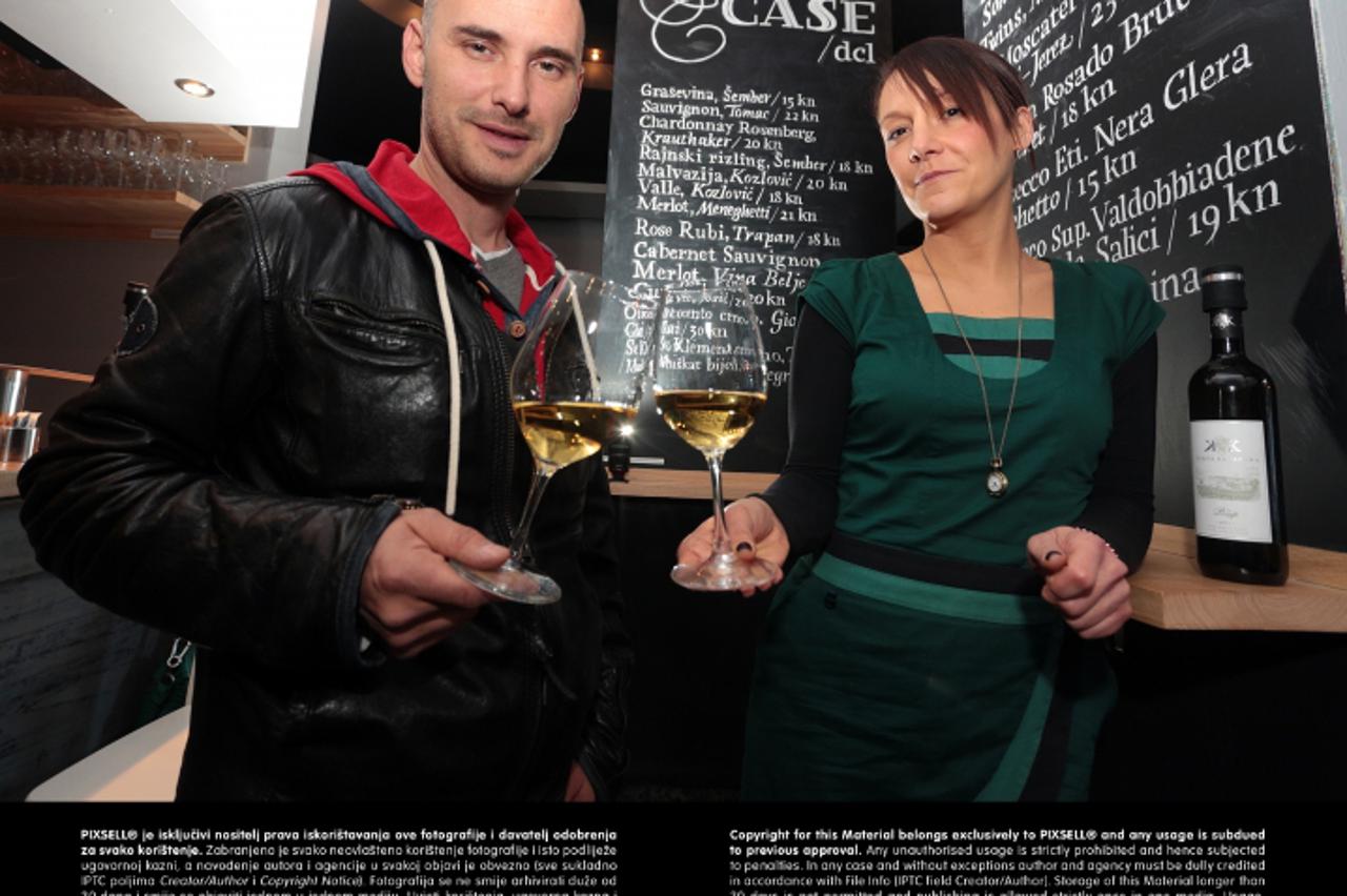 '03.10.2013., Zagreb - Vinski bar Sherry u ulici Andrije Zaje 63. Vlasnici Mario Simunovic i Ivana Seremet.  Photo: Zarko Basic/PIXSELL'