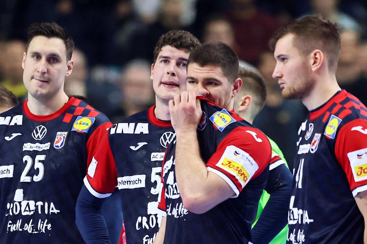 EHF 2024 Men's European Handball Championship - Main Round - Croatia v Iceland