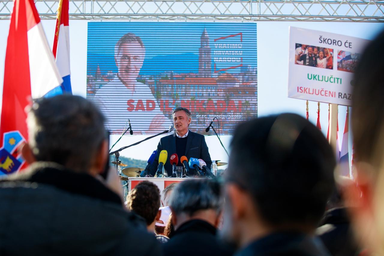 Split: Predizborni skup predsjedničkog kandidata Miroslava Škore