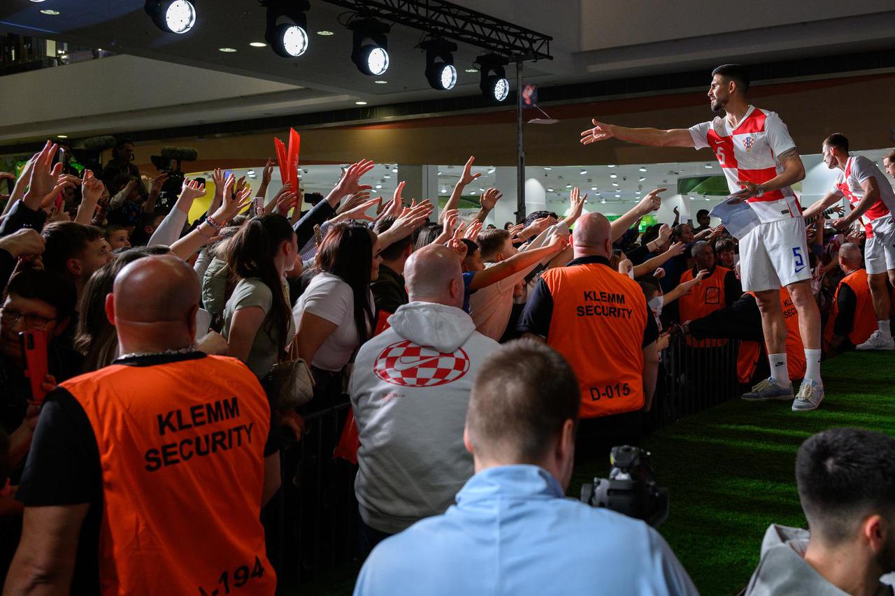 Zagreb: Ekskluzivno predstavljanje novih dresova hrvatske nogometne reprezentacije