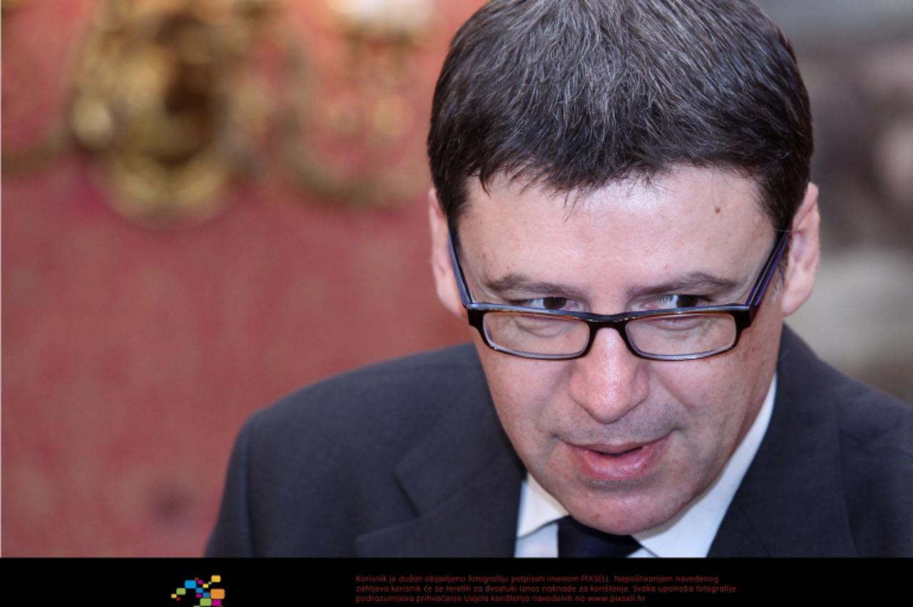 '19.07.2012., Zagreb - u Banski dvorima odrzana je 41. redovita sjednica Vlade RH. Zeljko Jovanovic. Photo: Patrik Macek/PIXSELL'