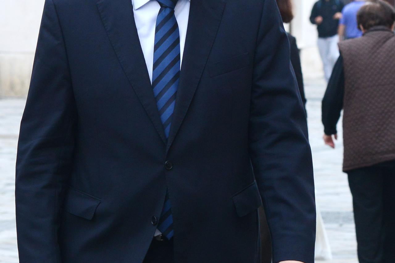 01.10.2014., Varazdin - Zupan Bjelovarsko-bilogorske zupanije Damir Bajs prosetao je centrom grada. Photo: Marko Jurinec/PIXSELL