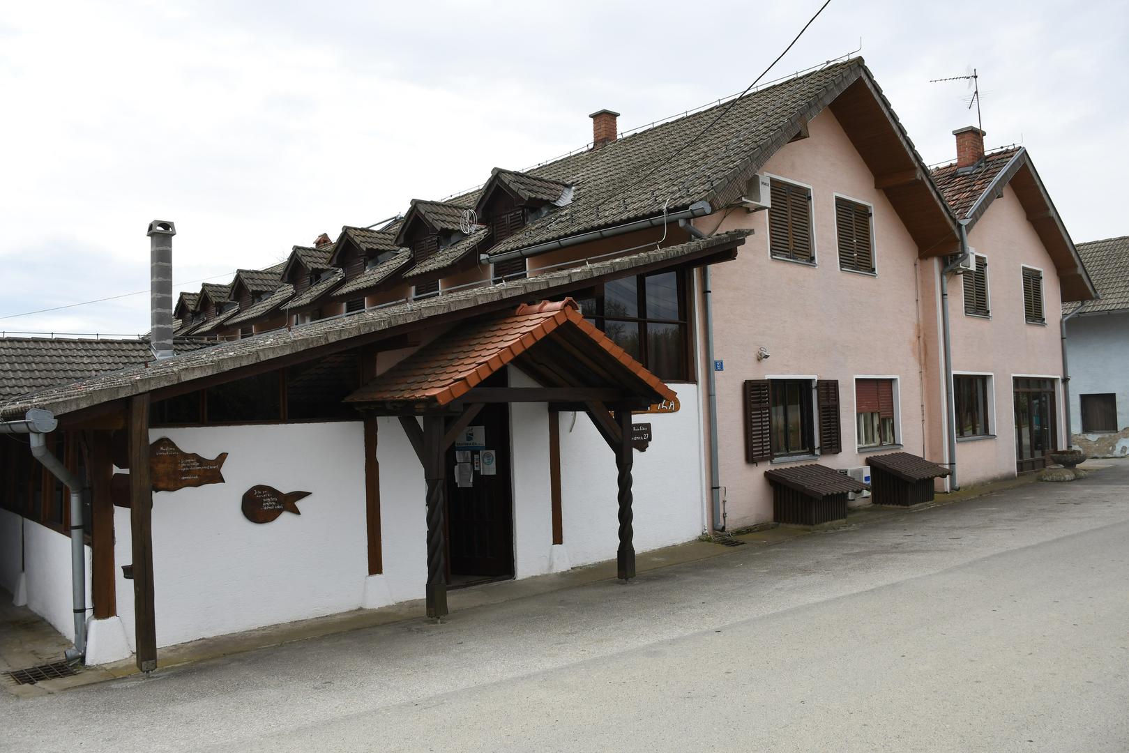 12.04.2021., Pitomaca - Turisticka patrola Vecernjeg lista. U okolici Pitomace brojne su turisticke destinacije. Zadnji panonski otok Kriznica. Restoran Dravska iza.
Photo:Damir Spehar/PIXSELL