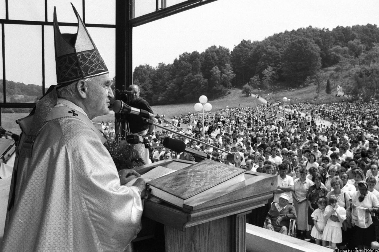 Kardinal Franjo Kuharić u razdoblju od 1992 - 1998 godine