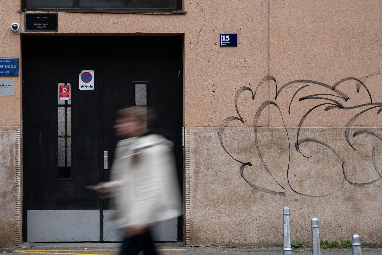 Zagreb: Pročelja zgrada u Vodnikovoj ulici