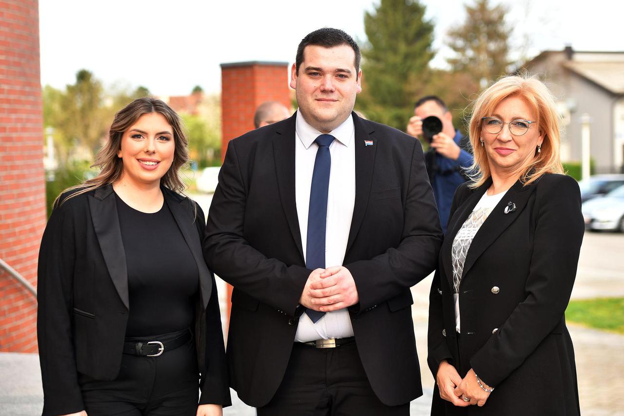 Čakovec: Andrej Plenković nazočio  obilježavanju 35. obljetnice osnivanja HDZ-a u Međimurskoj županiji