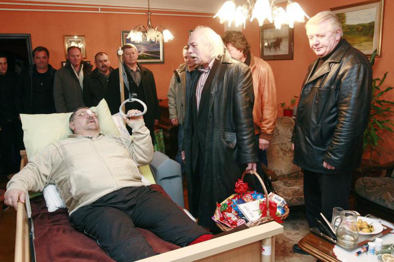 Branitelji posjetili Jastreba (1)