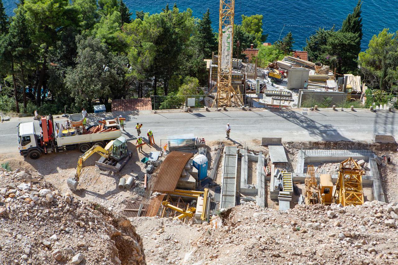 Dubrovnik: Mjeseci građevinskih radova na Babinom Kuku za luksuzne vile