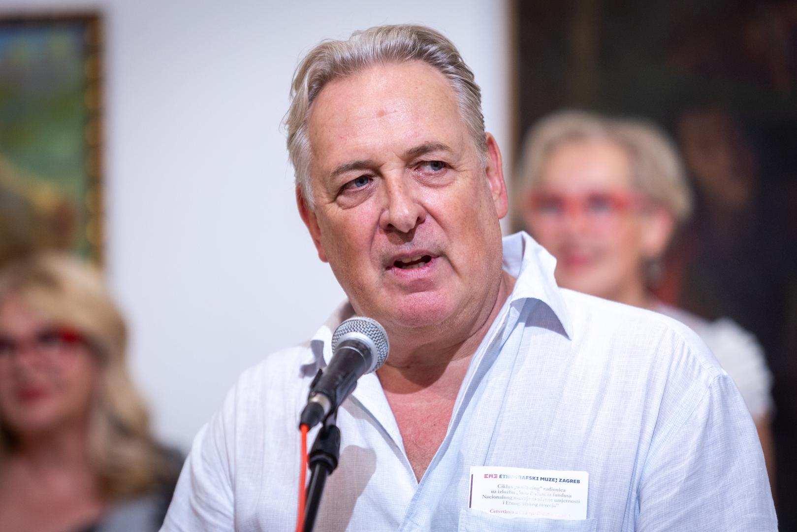 Izložba "Joso Bužan: iz fundusa Nacionalnog muzeja moderne umjetnosti i Etnografskog muzeja" u petak je otvorena u Etnografskom muzeju predstavljajući Bužanova djela i dokumentarne zapise o životu Zagreba i okolice prije stotinu godina.