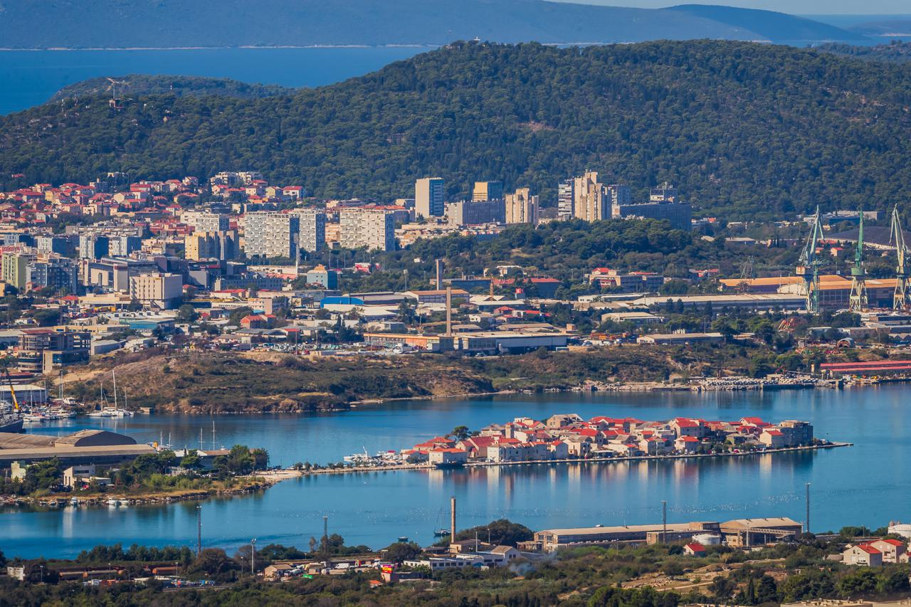 Pogled na mjesto Vranjic