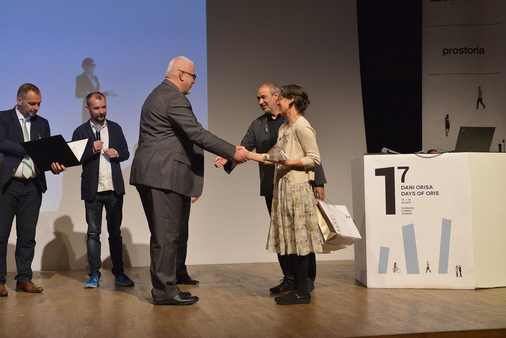Mladen Kokolić, direktor prodaje i marketinga; Eric Hauck, delegat i šef Predstavništva Vlade Katalonije u Republici Hrvatskoj; Maroje Mrduljaš, moderator Dana Orisa, Ramon Villalta (RCR); Carme Pigem (RCR)