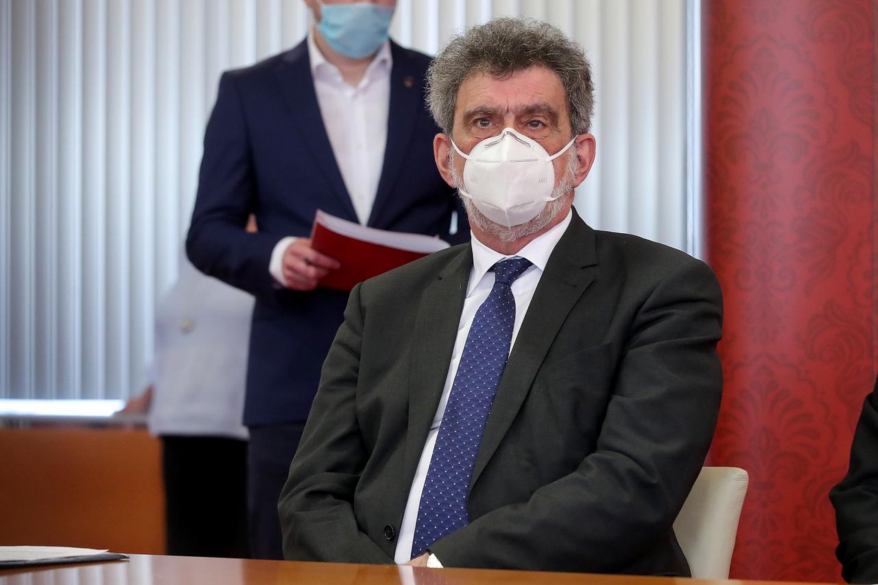 Potpisan ugovor o donaciji objekta Gavrilovićeve škole u Petrinji