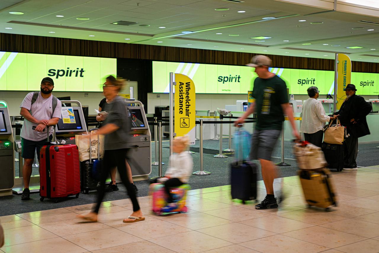 Spirit Airlines announces it is ceasing operations following an impasse in talks on a government bailout plan