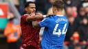 VIDEO Vušković srušio zvijezdu Liverpoola, Isak odmah krenuo na Hrvata