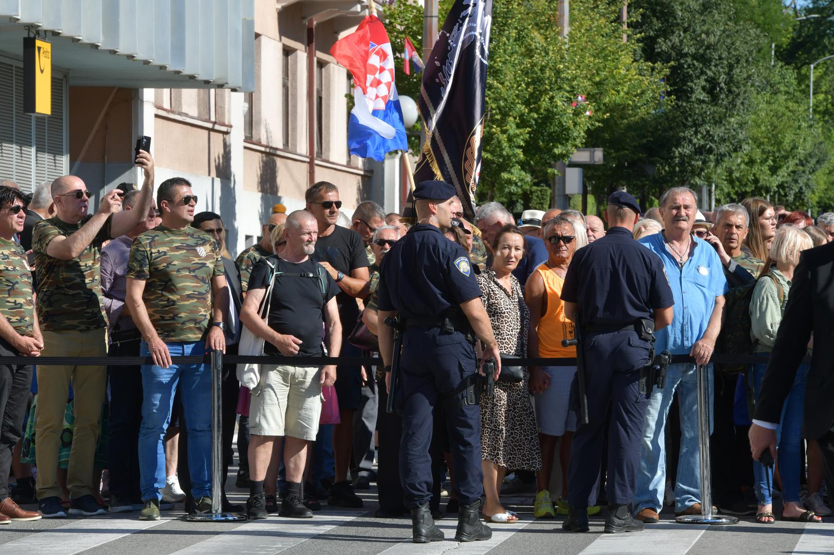 05.08.2025., Knin - Polaganje vijenaca na spomenik Oluja 95 povodom 30.Obljetnice Vojno-redarstvene akcije OLuja. Uz obitelji branitelja vijence je polozio i drzavni vrh, predsjednik Zoran Milanovic, premijer Andrej Plenkovic. Photo: Hrvoje Jelavic/PIXSELL