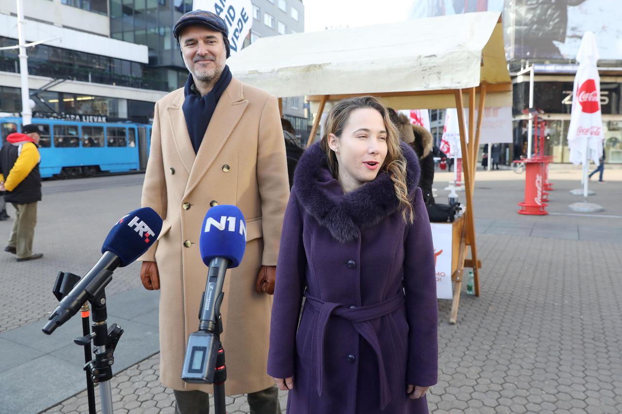 Zagreb: Marija Selak Raspudić i Nino Raspudić pozvali građane da iskoriste još dva preostala dana i daju potpise za referendum