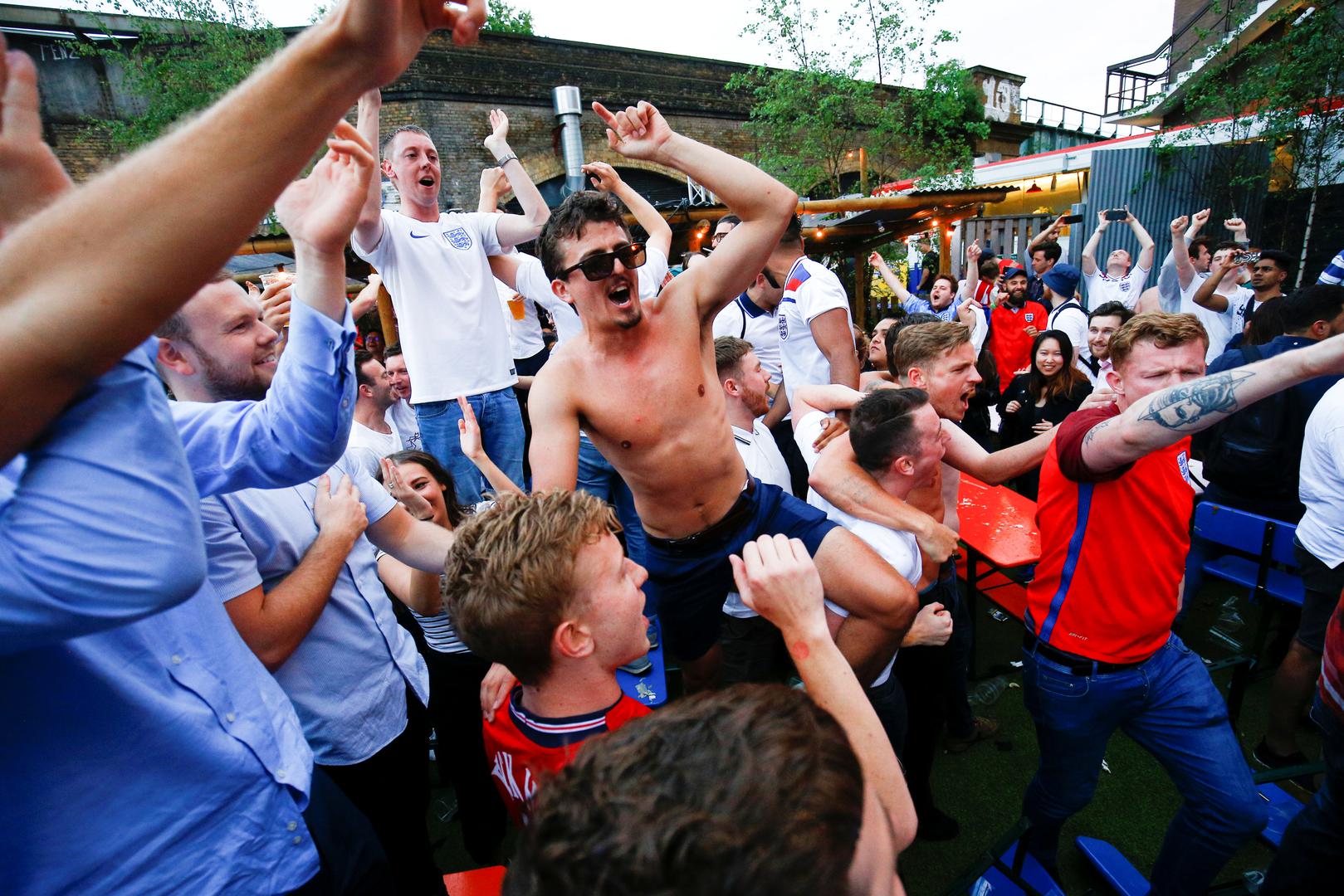 Pogodak Tottenhamova napadača izazvao je eksploziju radosti engleskih navijača.