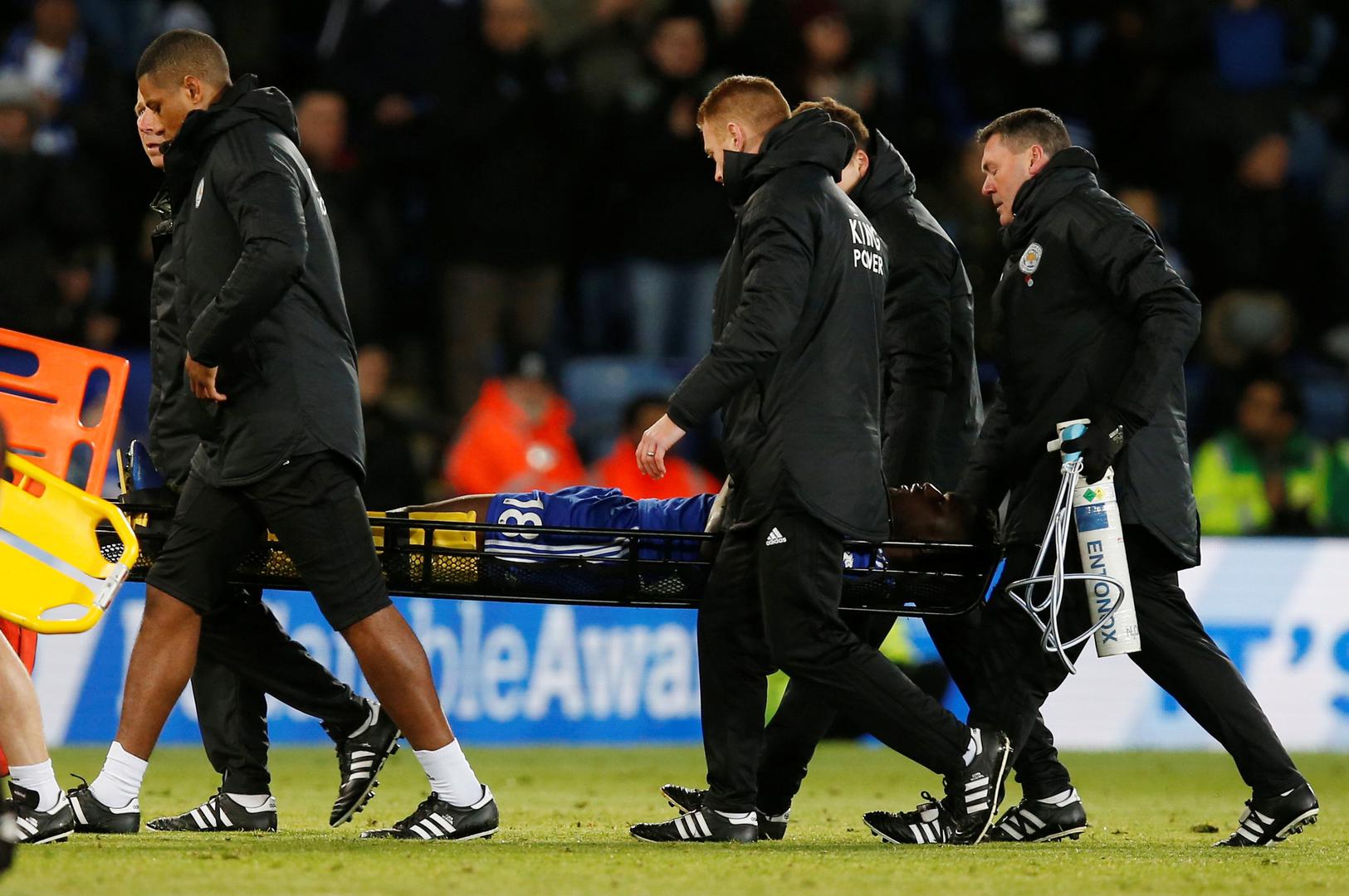 On je u duelu s Michailom Antoniom slomio gležanj.

