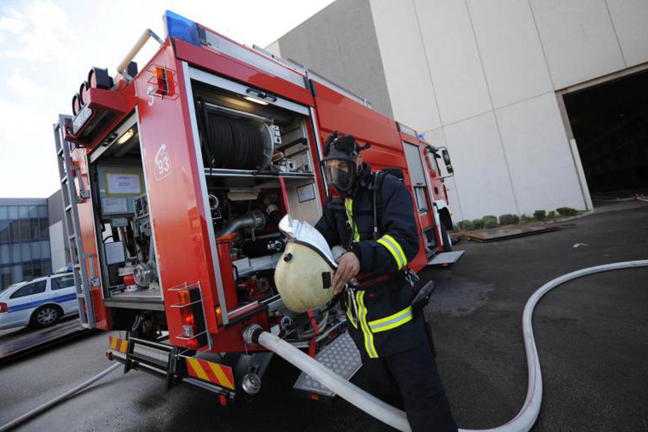 požar u šibeniku (1)