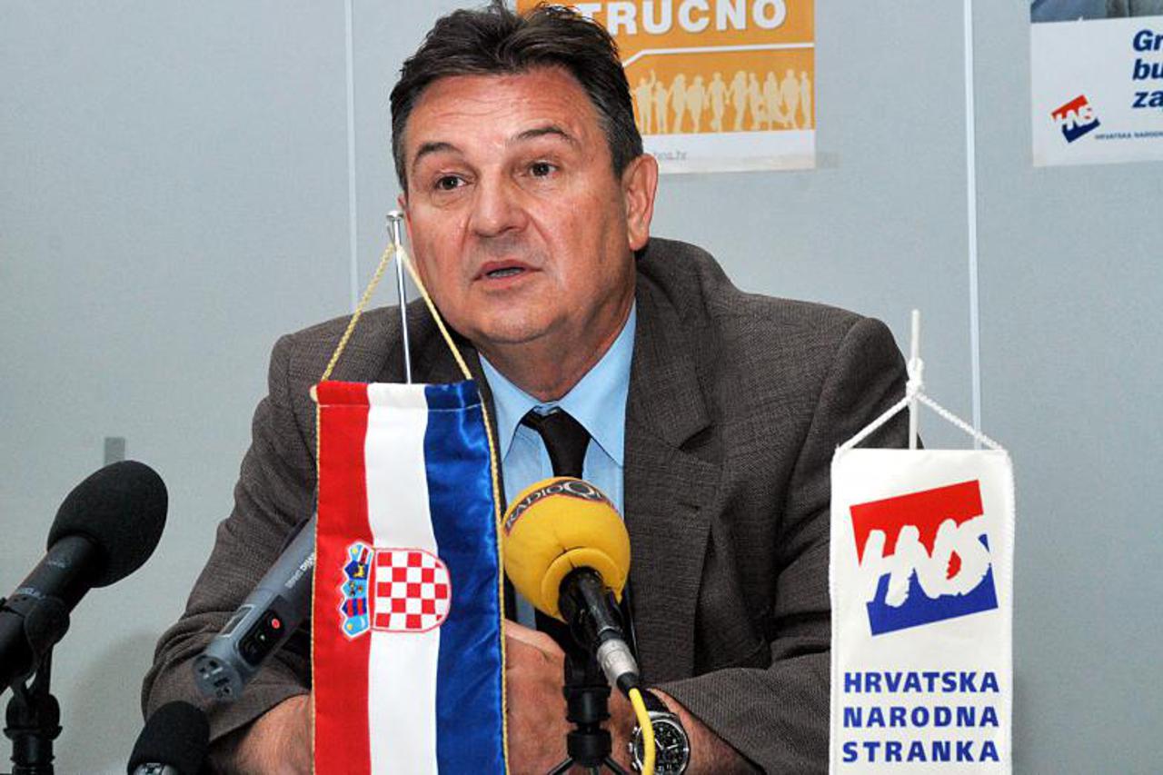 cacic (1)