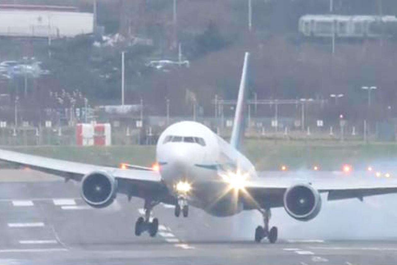 Slijetanje pri bočnom vjetru