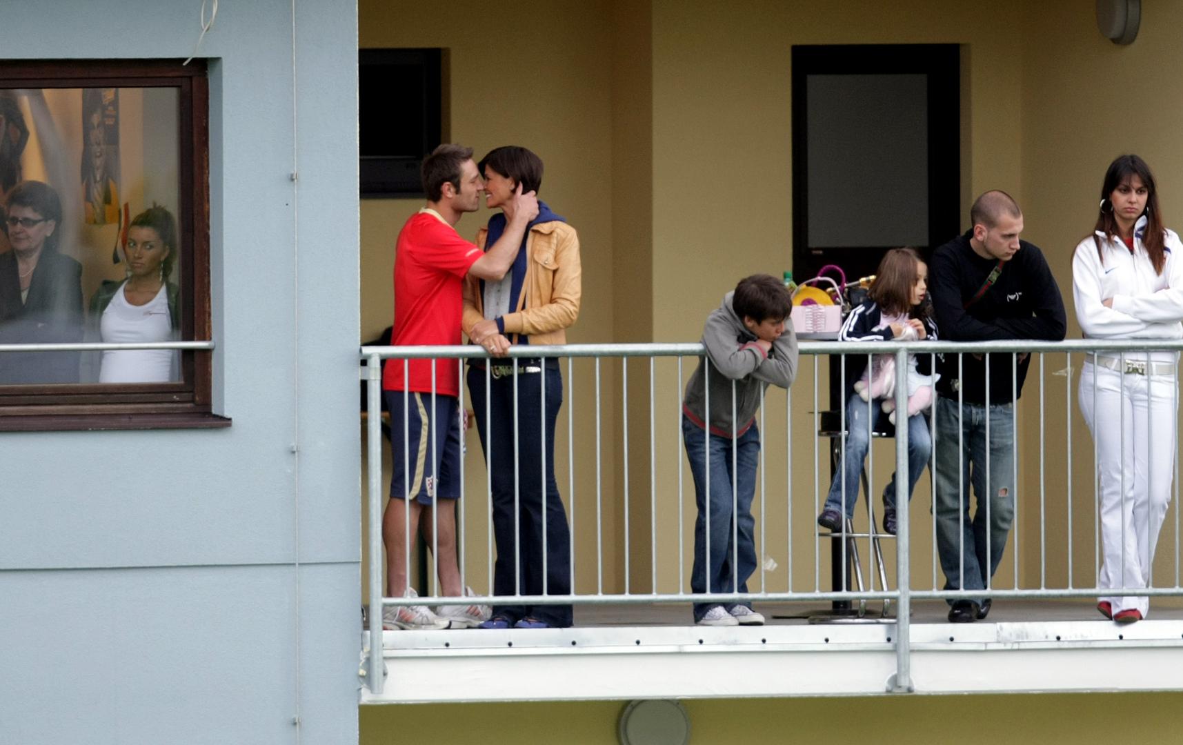 14.06.2008., Bad Tatzmannsdorf, Austrija - Obitelji nogometasa u kampu hrvatske nogometne reprezentacije. Despina Petric, Anica Kovac, Robert Kovac, Letizia Kovac, Tihomir Petric."nPhoto: Sanjin Strukic/PIXSELL