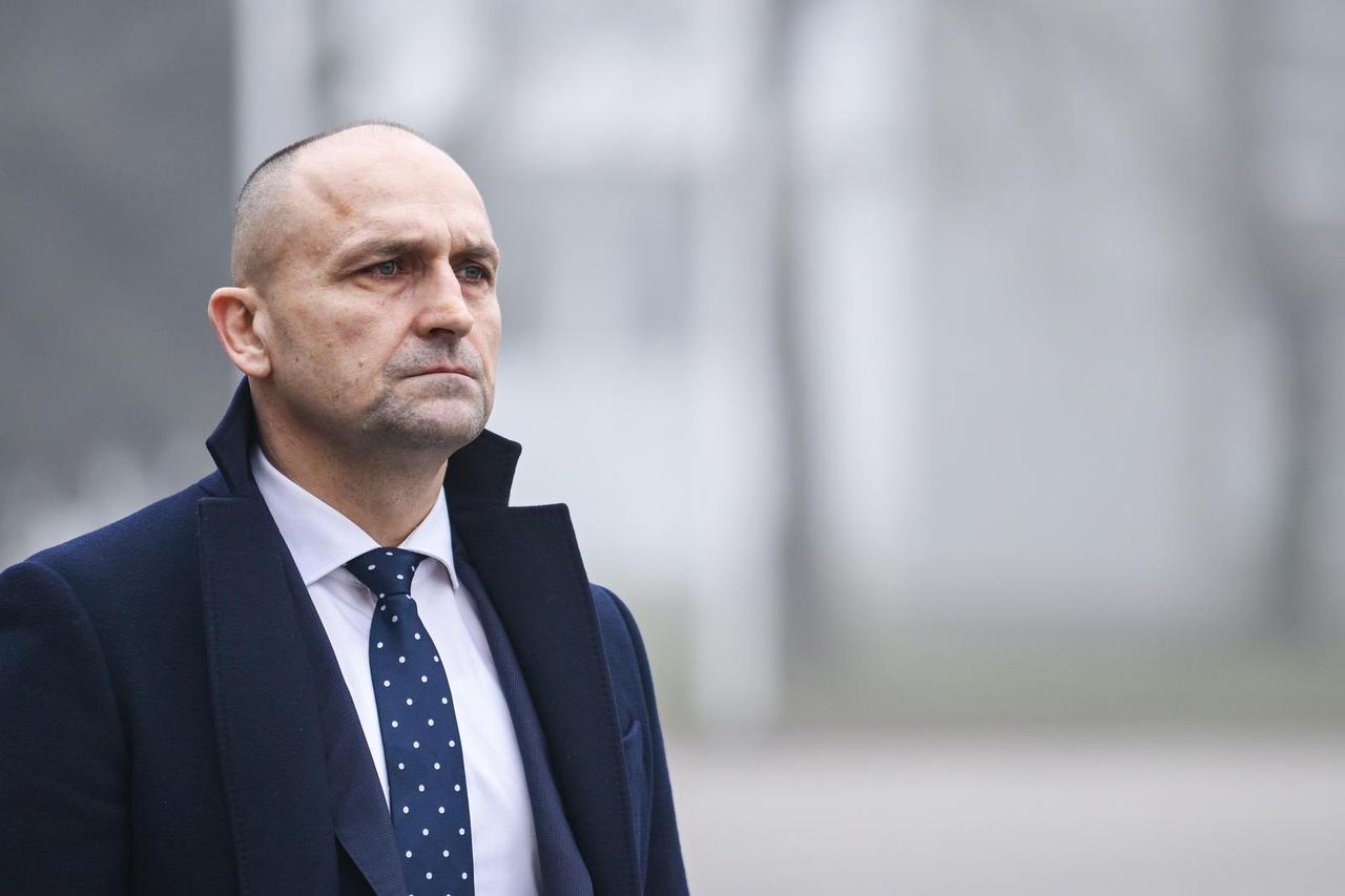 Zagreb: Svečani ispraćaj 8. hrvatskoga kontingenta u NATO-ovu aktivnost prednjih kopnenih snaga u Mađarsku 