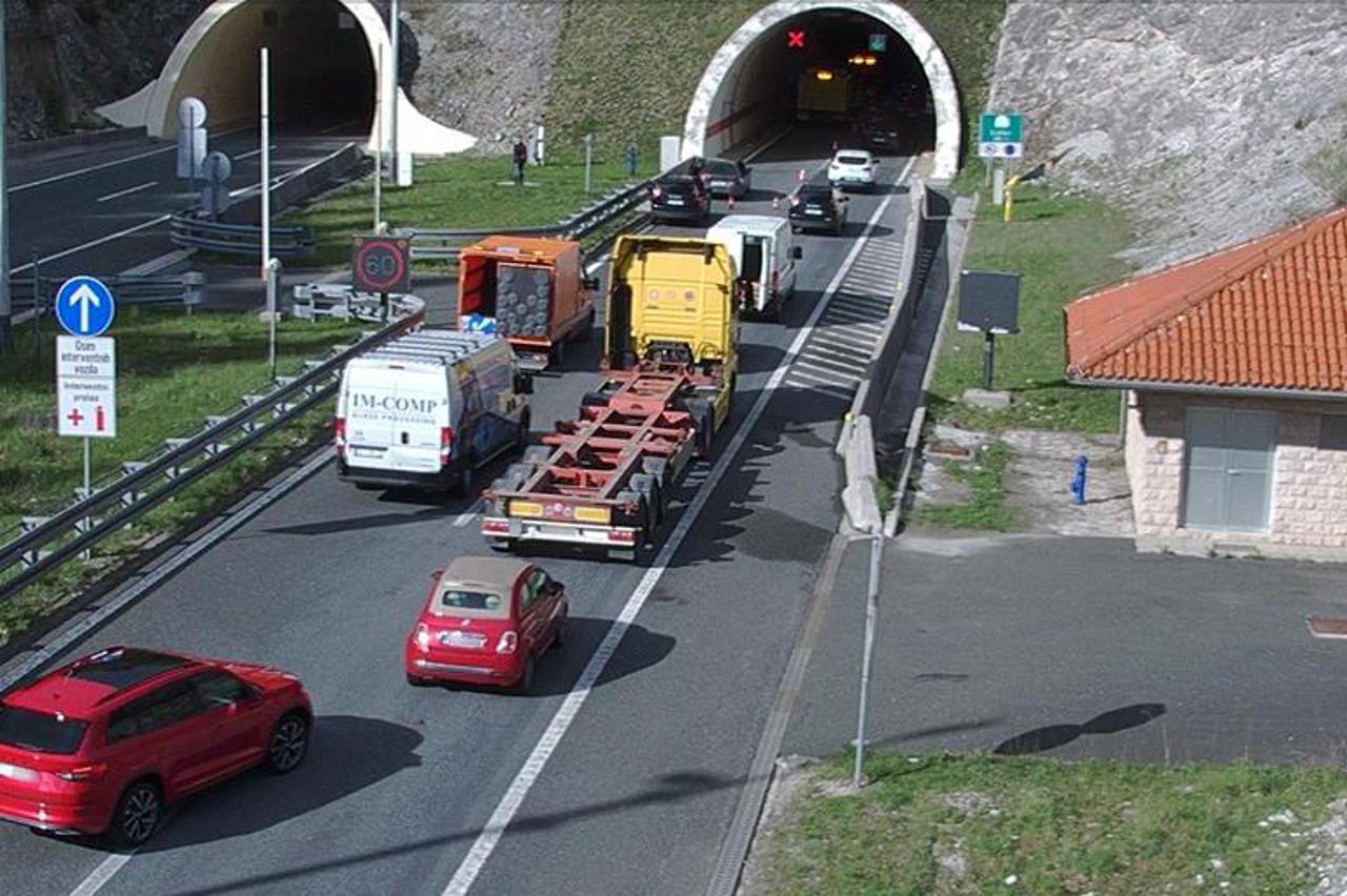 Prometna nesreća na A6