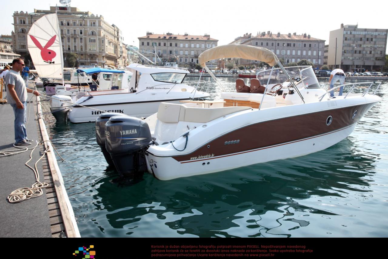 PXL_110921_466