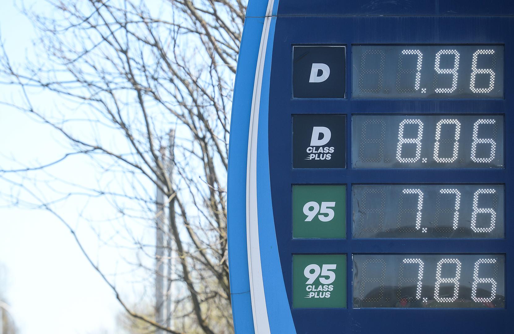 Travanj 2020. označio je trend koji je bio specifičan za početak pandemije koronavirusa. Cijena nafte u tom je razdoblju konstantno padala, a s njom i cijena goriva.