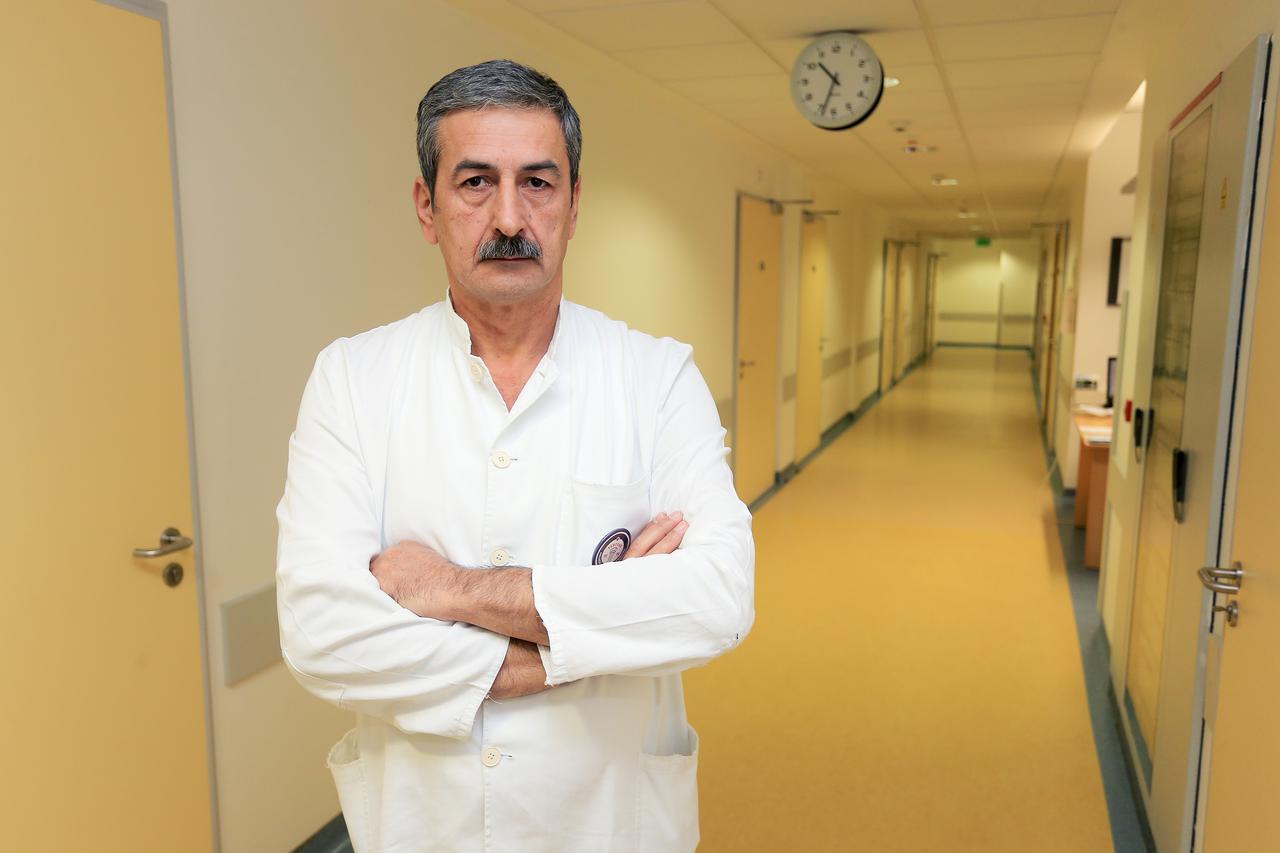 16.11.2016., Opca zupanijska bolnica Vukovar, Vukovar - Ratni kirurg Zoran Aleksijevic.  Photo: Davor Javorovic/PIXSELL