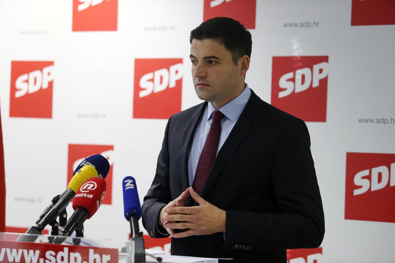 Davor Bernardić