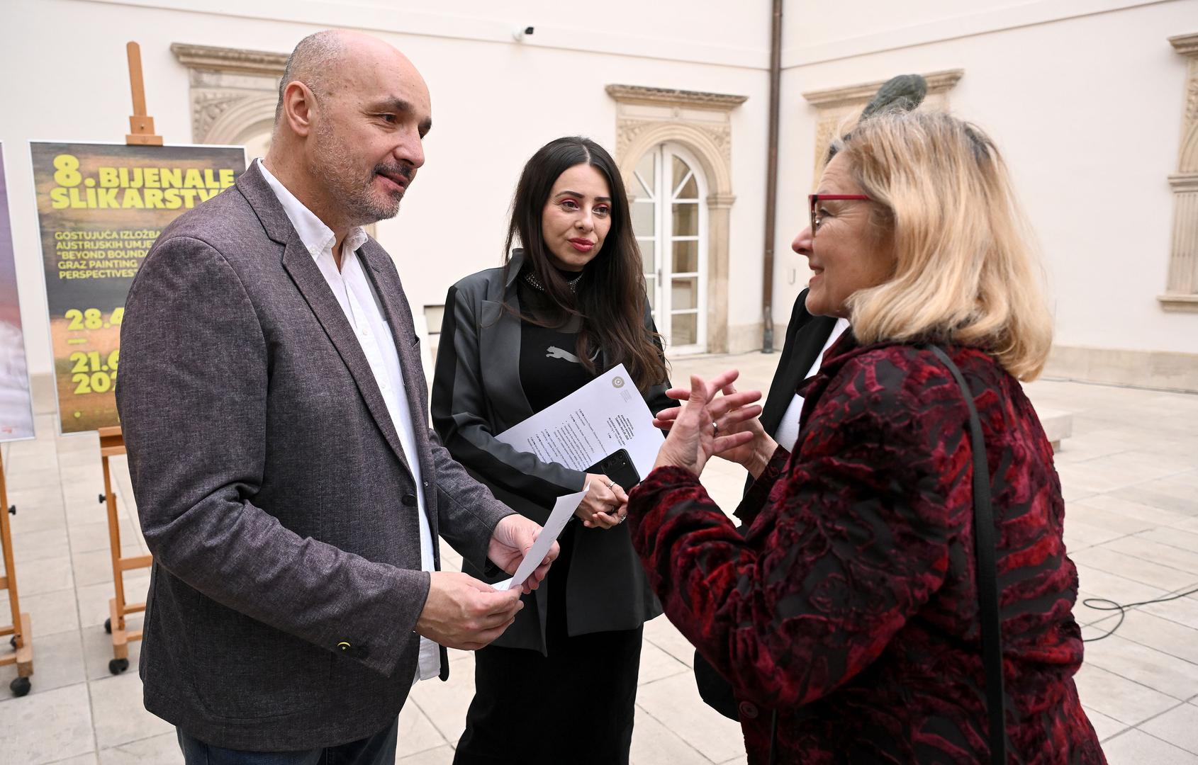 Predsjednik HDLU Tomislav Buntak rekao je kako zagrebačka Akademija likovnih umjetnika proteklih dvadesetak godina producira najviše generacija slikara i slikarica koji obilježavaju domaću scenu, pa se ovom izložbom nastoji napraviti kontinuitet i pokazati im kako se mogu ostvariti nakon Akademije i povezati ih s konkretnim programima