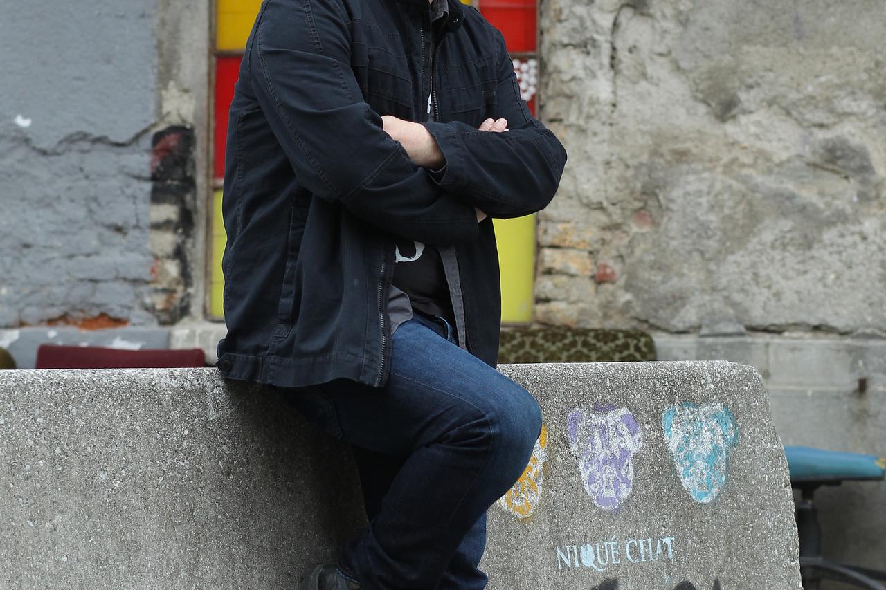 26.05.2015., Zagreb - Vlado Bulic, pisac i scenarist serije Kud puklo da puklo.  Photo: Boris Scitar/Vecernji list/PIXSELL
