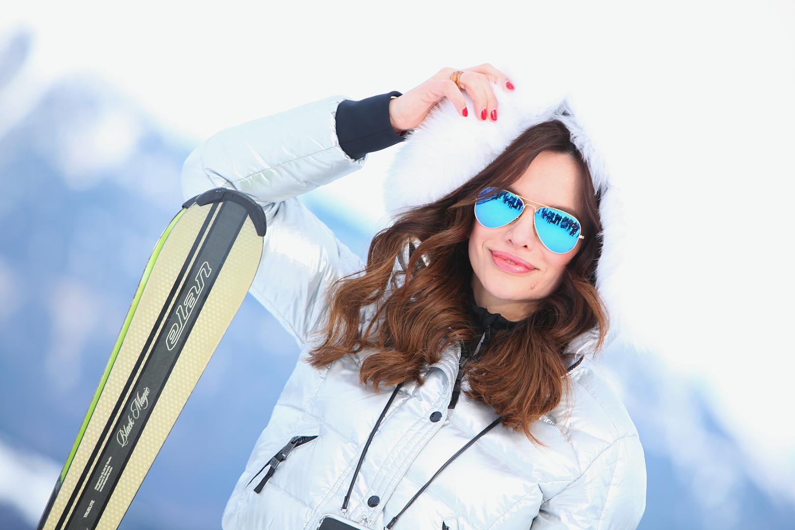 Brzo su njezine pjesme pronašle put do publike i postajale su hitovi, a predstavljala nas je i na Euroviziji s pjesmom "Moja štikla". 