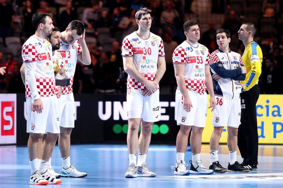 Stockholm: Tuga rukometaša Hrvatske nakon izgubljene utakmice u finalu rukometnog EP