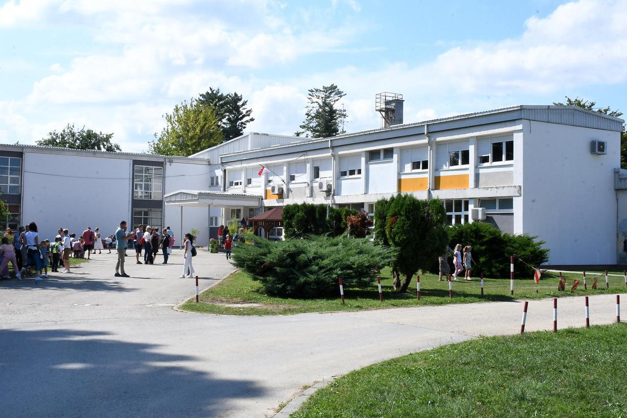 Sisak: Gradonačelnica posjetila učenike u Osnovnoj školi braća Ribar